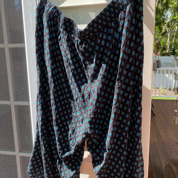 Torrid pull on capris 3X - Picture 6 of 6